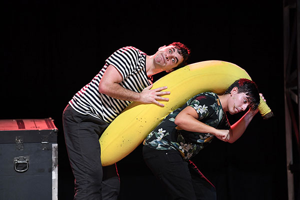 Edwin Beats and Ryan Dulieu in The 13-Storey Treehouse